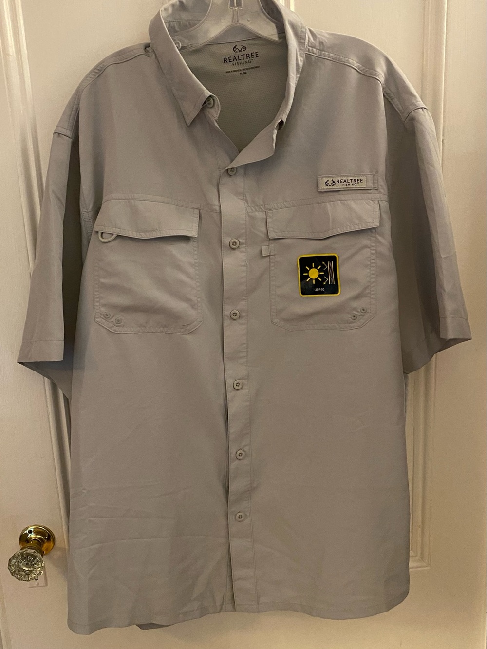 Realtree Fishing Shirt Mens XL Gray Short Sleeve UPF 50+ Ripstop Button Down NWT